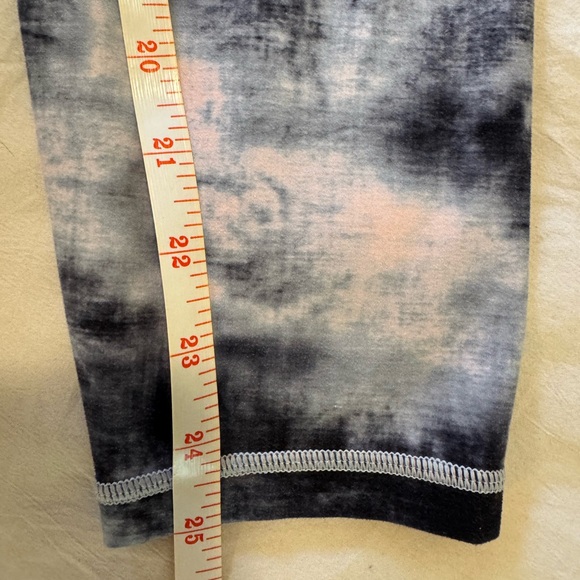 Athleta Elation size M leggings 7/8 - Picture 7 of 7